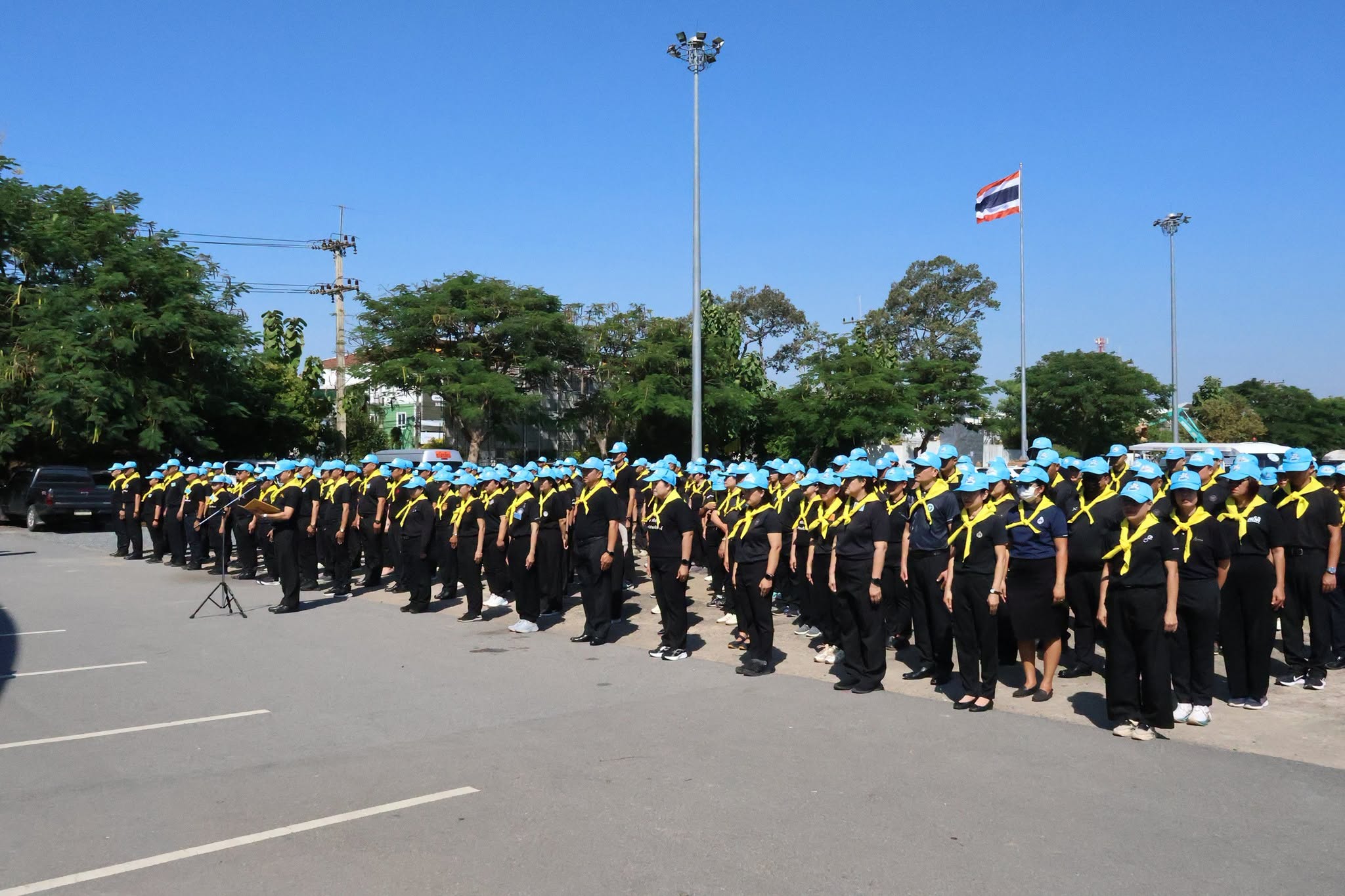 title - ส.ป.ก.ยโสธร ร่วมกิจกรรมจิตอาสาพัฒนา เนื่องในวันคล้ายวันสวรรคต  พระบาทสมเด็จพระบรมชนกาธิเบศร มหาภูมิพลอดุลยเดชมหาราช บรมนาถบพิตร (วันนวมินทรมหาราช)